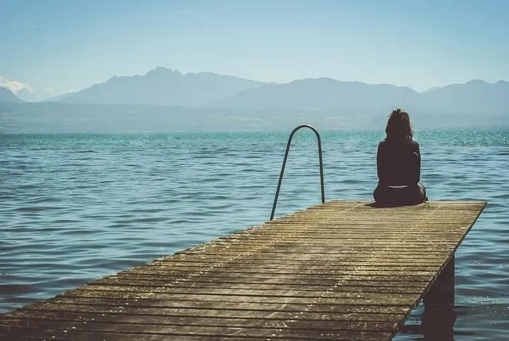 sitting-at-the-end-of-the-dock-c468b2908fdb0815036097adc006576179800762.jpg
